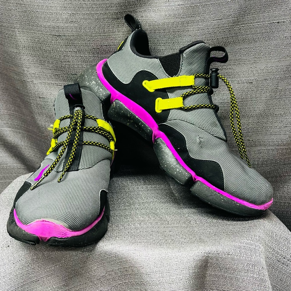Nike Pocketknife DM SU Mens Cross Training Shoes Violet Grey Black Size 10